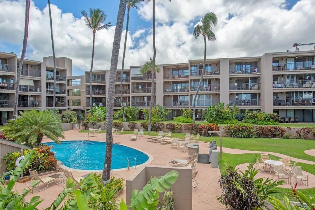 Appartamento Hale Ono Loa 403- Top Floor, Ocean View, & Complete Modern Remodel Kahana Esterno foto